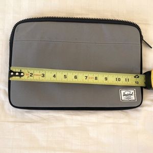 HERSCHEL Tablet sleeve 12.5” width 8.25” hgt. Light Gray Zippered